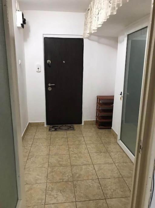 Apartament Confortabil Пітешть Екстер'єр фото